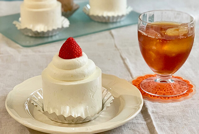 アイスティーとケーキ